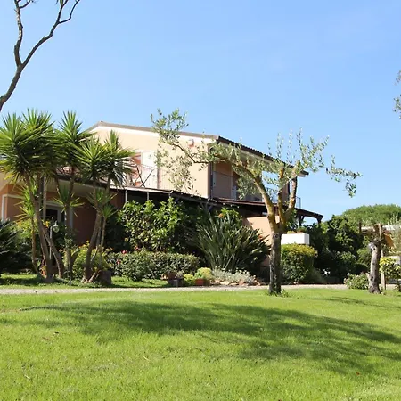 Ferienhaus Giovanna SantʼAnna Arresi